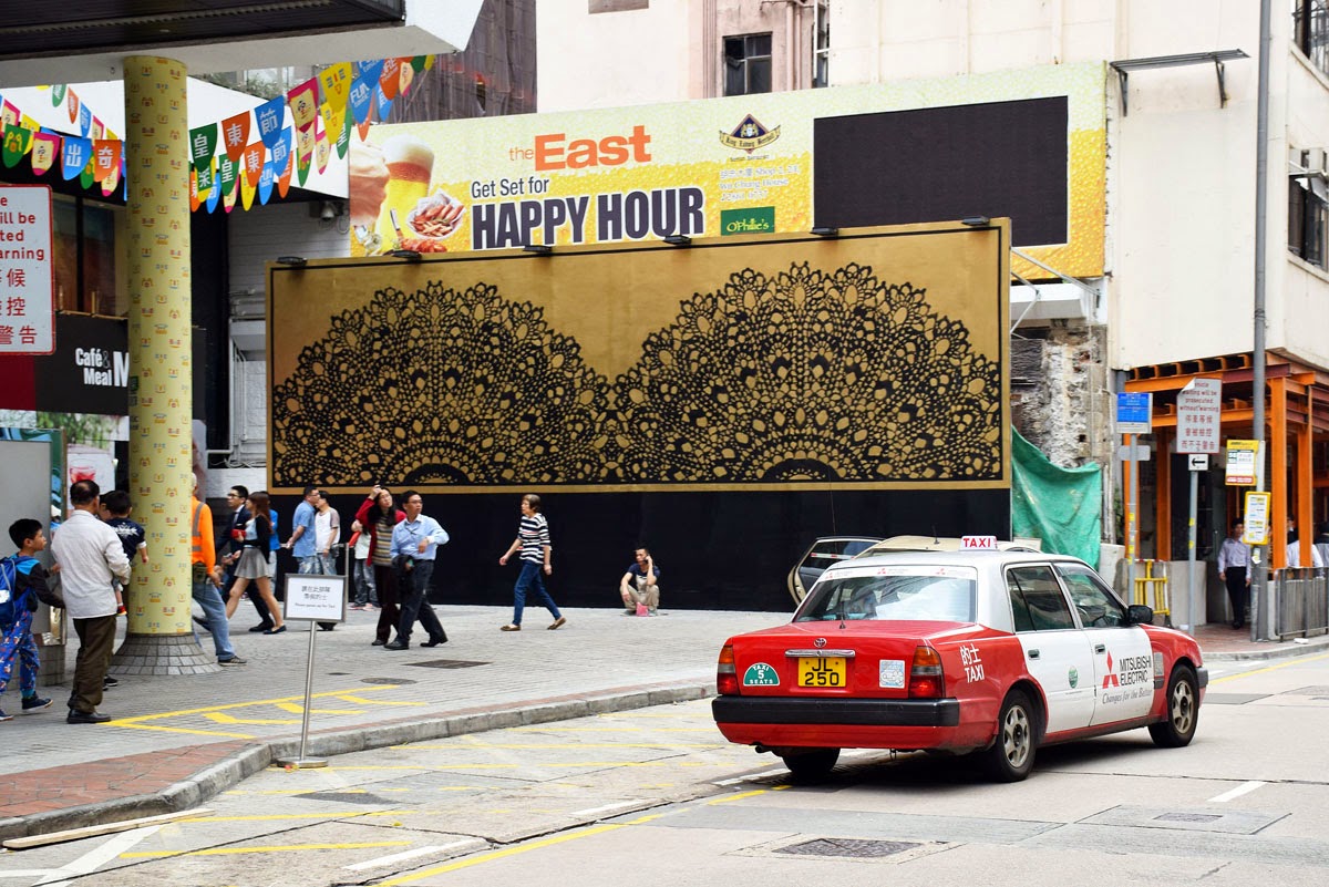 Hong-Kong is currently booming with Street Art, murals and installation, another festival popped up under the name QRE Urban Art Festival. The first artist to complete her piece is Nespoon