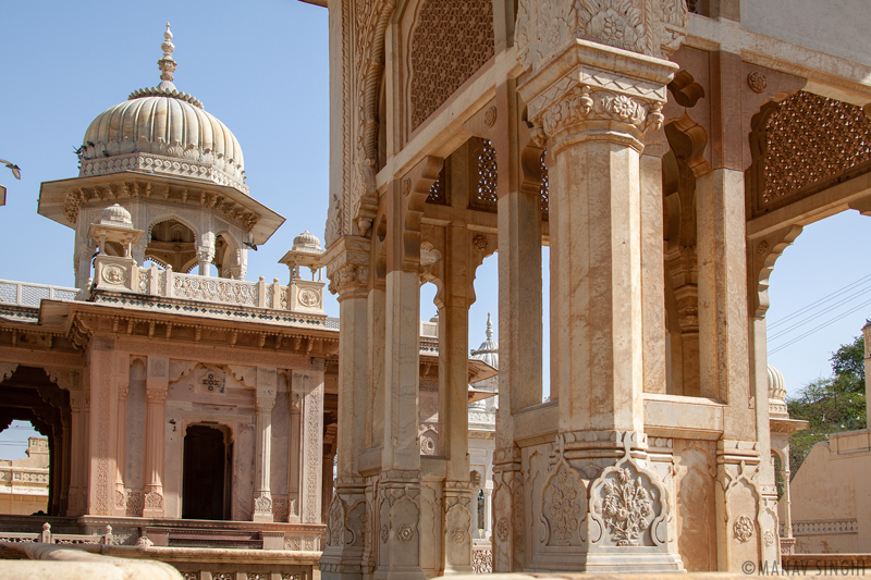 Beautiful Work of Art at Gaitore Cenotaphs.