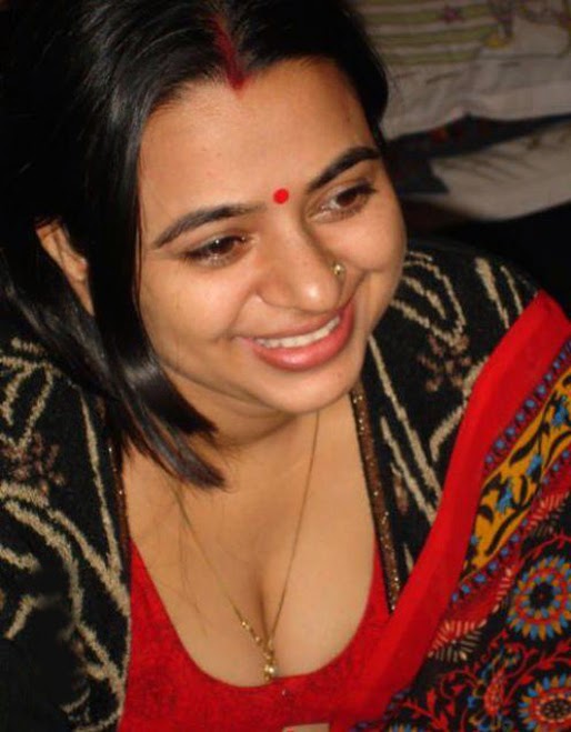 Beautiful Indian Aunty Photos All Pictures Hd Wallpapers Funny Love Actress Models Nature Love