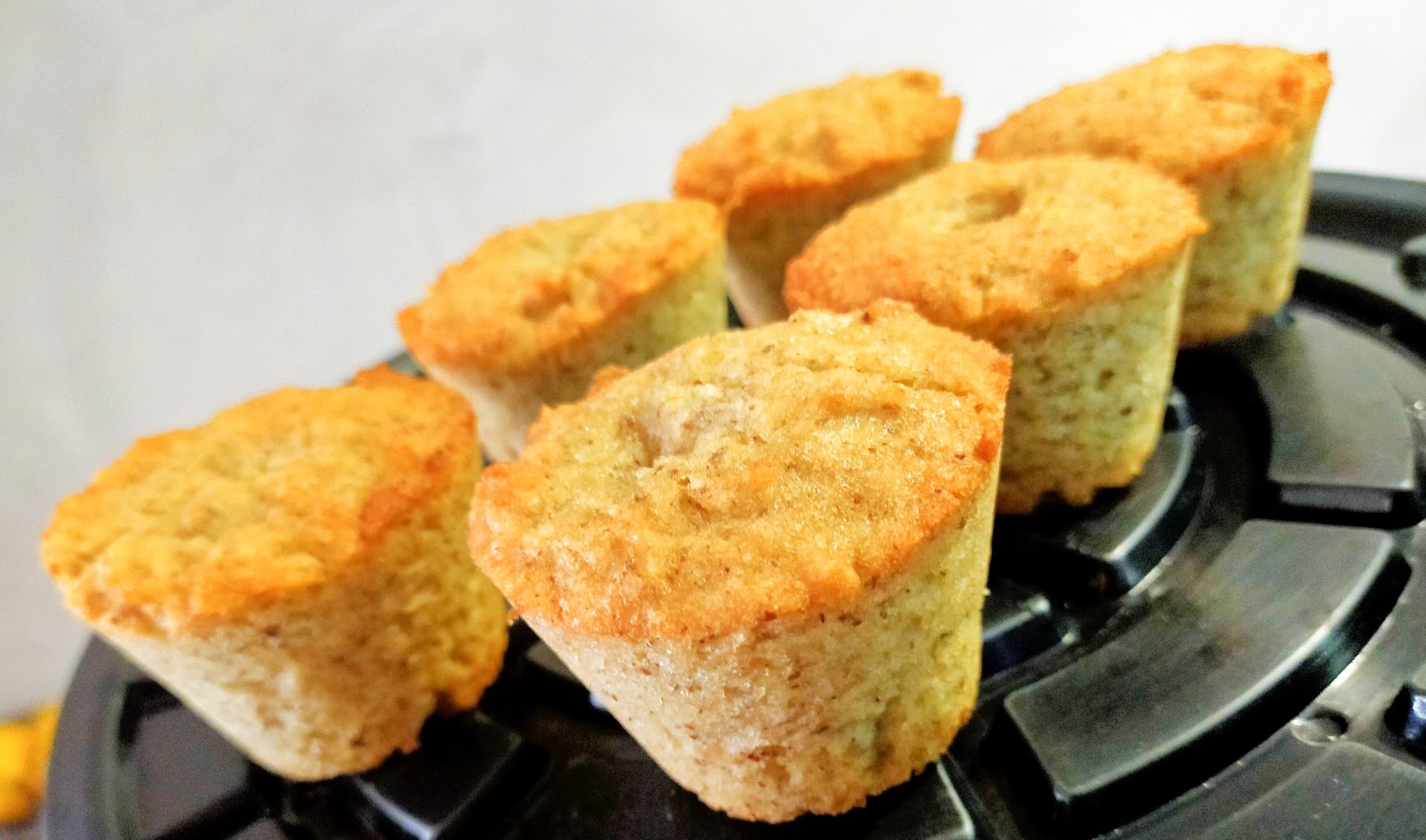 Muffins keto de naranja y arándanos