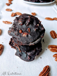 15 Keto-Friendly Desserts - Keto Chocolate Pecan Cookies