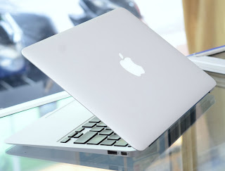 Jual Macbook Air Core i5 ( 11.6-inchi ) Mid 2011