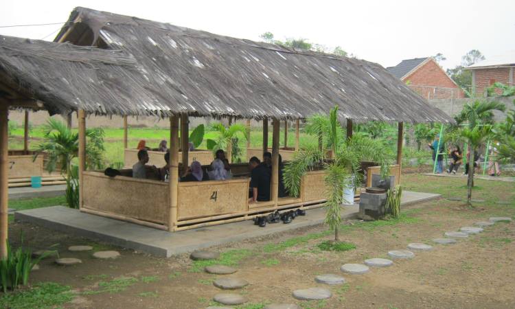 Rumah makan jembar tasikmalaya