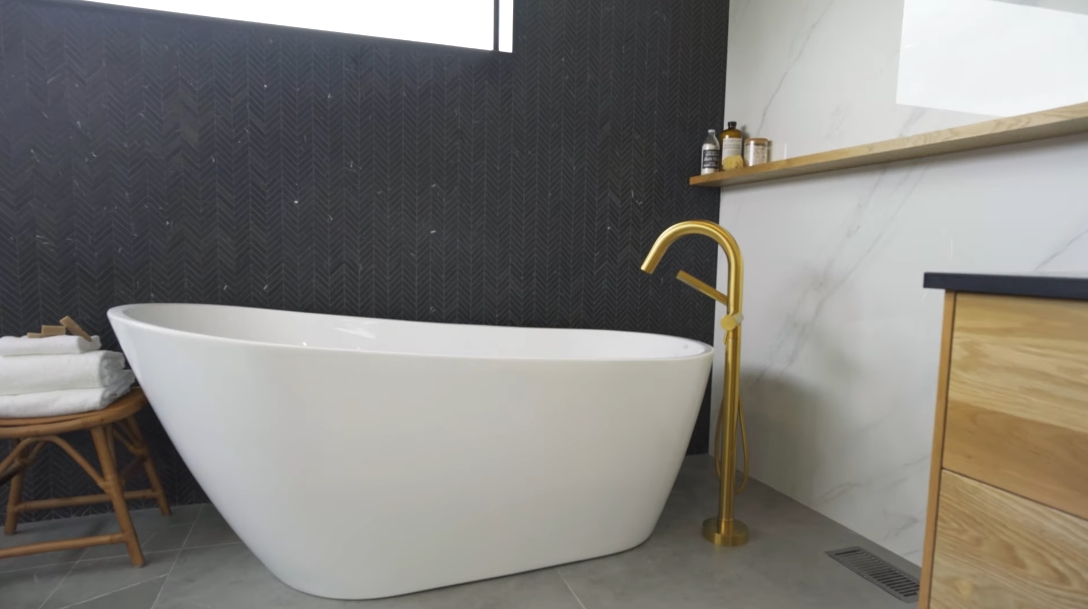 35 Interior Design Photos vs. 4 Velma Dr, Toronto Luxury Home Tour