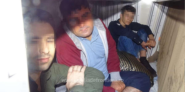 Trei cetăţeni din Irak şi Siria, depistaţi la P.T.F. Calafat, ascunși printre profile PVC
