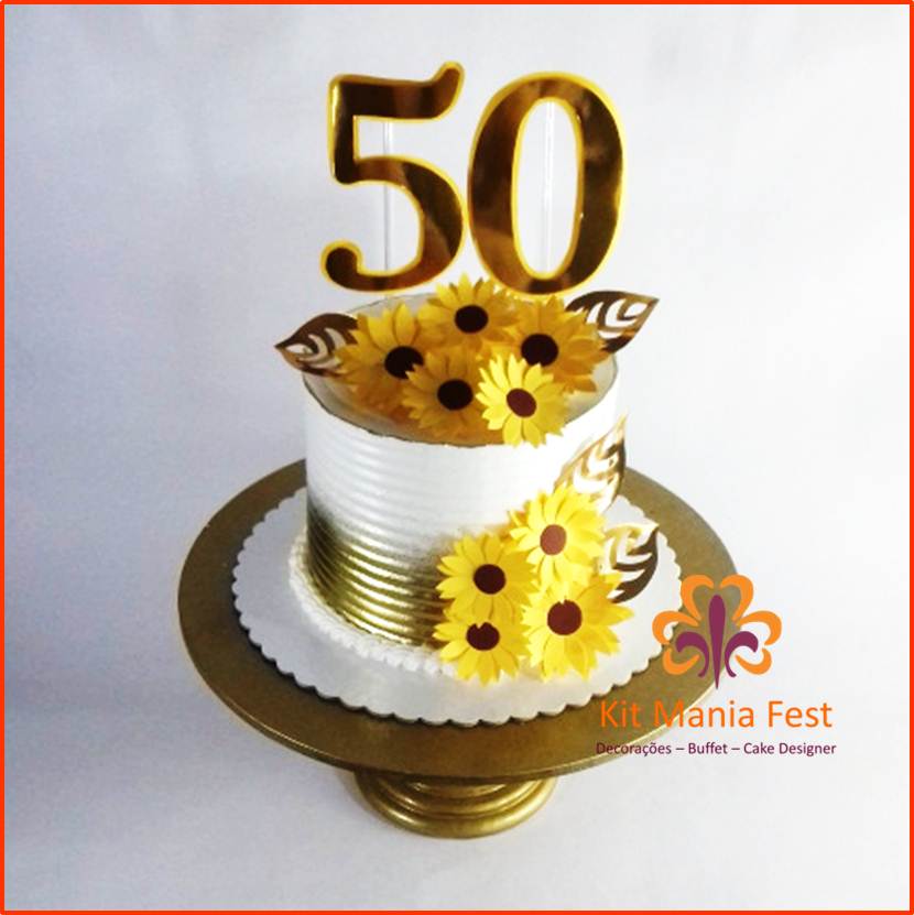 Bolo de 50 anos em forma de presente