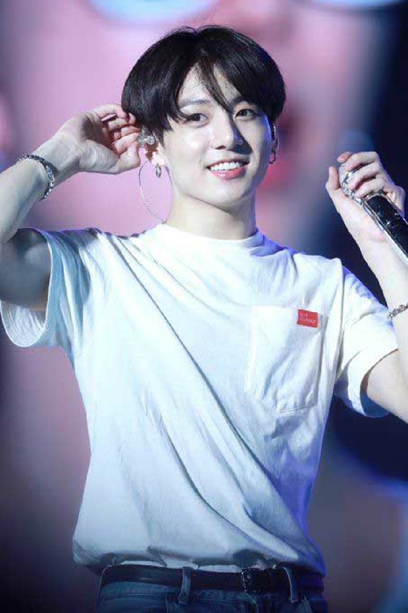 Top 30+ Hình Ảnh JungKook BTS Cute, Đẹp Trai Nhất