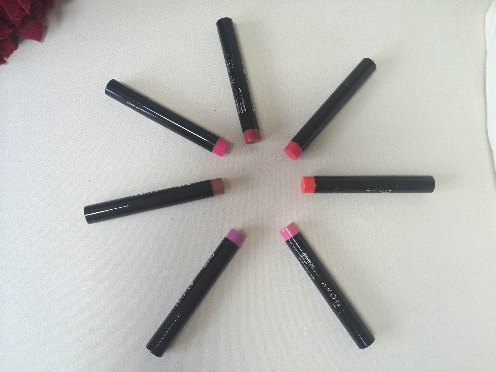 NEW Avon Ultra Colour Lip Tint Pen Review