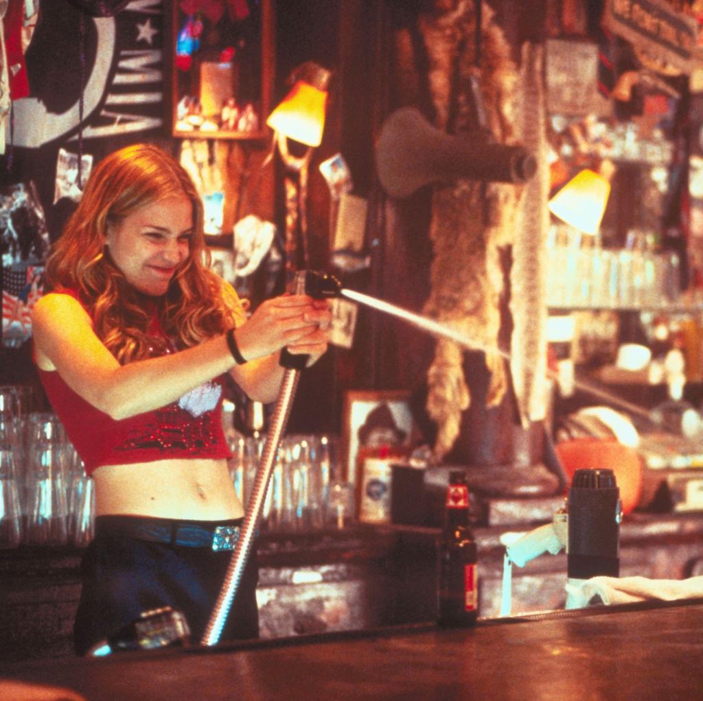 Movie Review Coyote Ugly (2000) The Ace Black Movie Blog