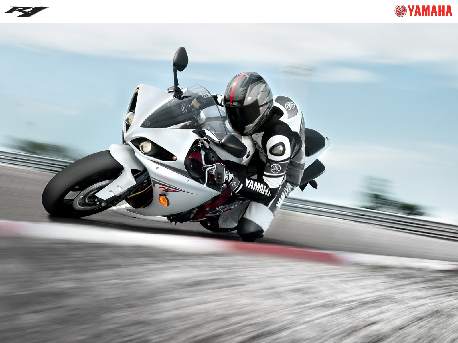 Motos Wallpapers: Yamaha YZF-R1 Wallpapers