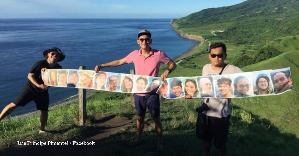 Three Guys Jokingly Bring Printout Photos of Friends Didn’t Join Their Trip