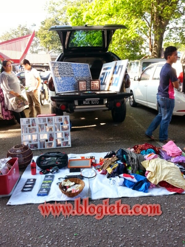 Car Boot Sale Bukak bonet jual barang, Car Boot Sale, Berita Dalam Negeri, bisnes offline, bisnes online, blog yang selalu dibaca, Blog yang selalu diterjah, cara meningkatkan traffik blog, Entri popular sepanjang tahun, hasilkan puluhan ribu ringgit melalui blog, Kisah blogger, MOTIVASI, panduan bisnes, Pengalaman Blogger, Pengalaman hidup, mempromosi, melariskan produk niaga, jual secara online, menggunakan laman sosial, bisnes kad, blog lifestyle dan fanpage, Tepung Magik Serbaguna, Tepung Cheezy Cheese Sauce, http://www.blogieta.com/2014/04/car-boot-sale.html