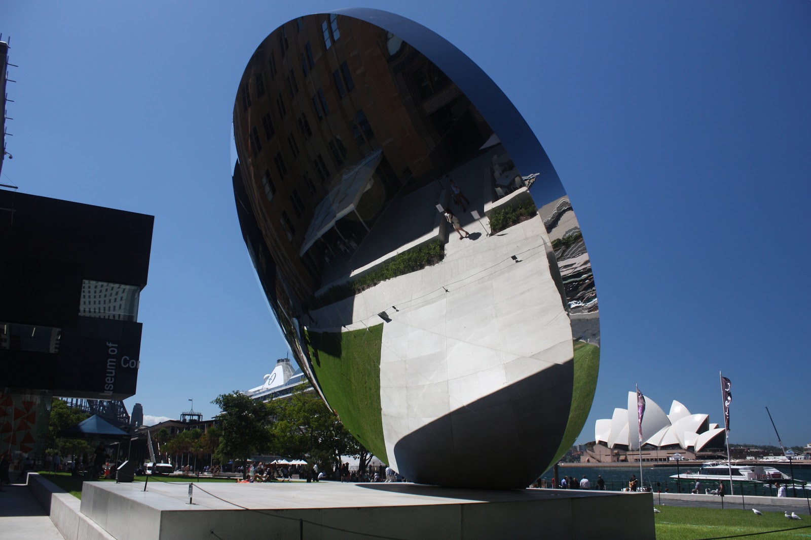 Sydney City and Suburbs Circular Quay, Sky Mirror