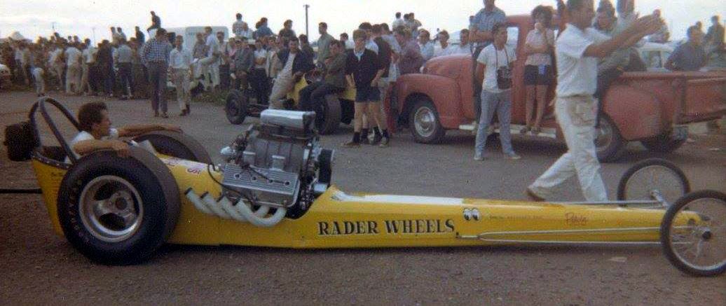 Just A Car Guy: 3 spoke rims, huh. Notice those are Rader, NOT Radir wheels.  Räder is a German noun, plural of Rad (wheel).