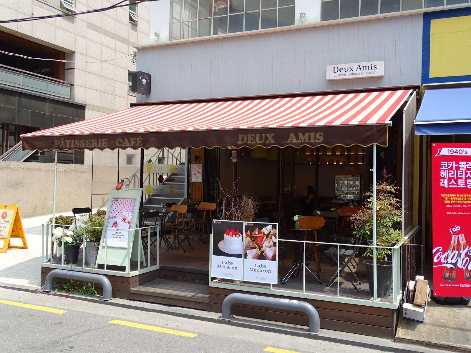 10 of The Best Cafés and Dessert Spots in Sinsa Seoul (2016) A