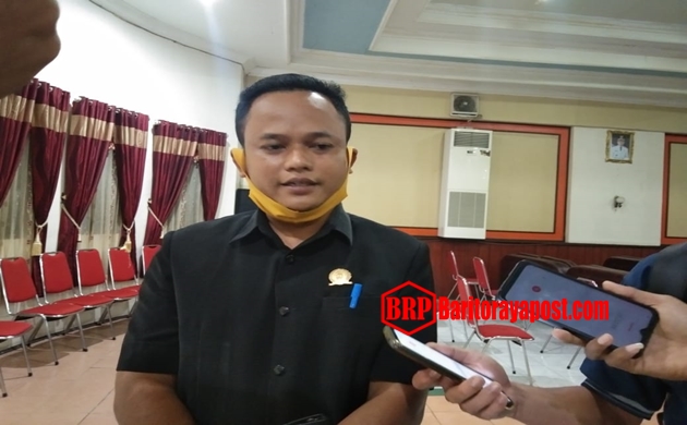 DPRD Bartim Gelar Rapat Vidcon Dengar Penyampaian Pemandangan Umum Fraksi Atas Rancangan Perda APBD Tahun 2019
