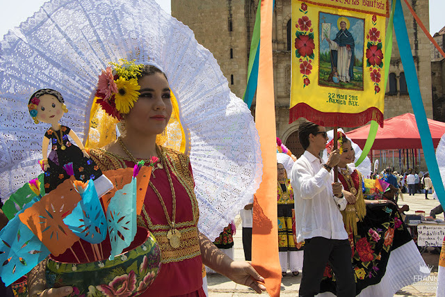 traje de la mujer tehuana