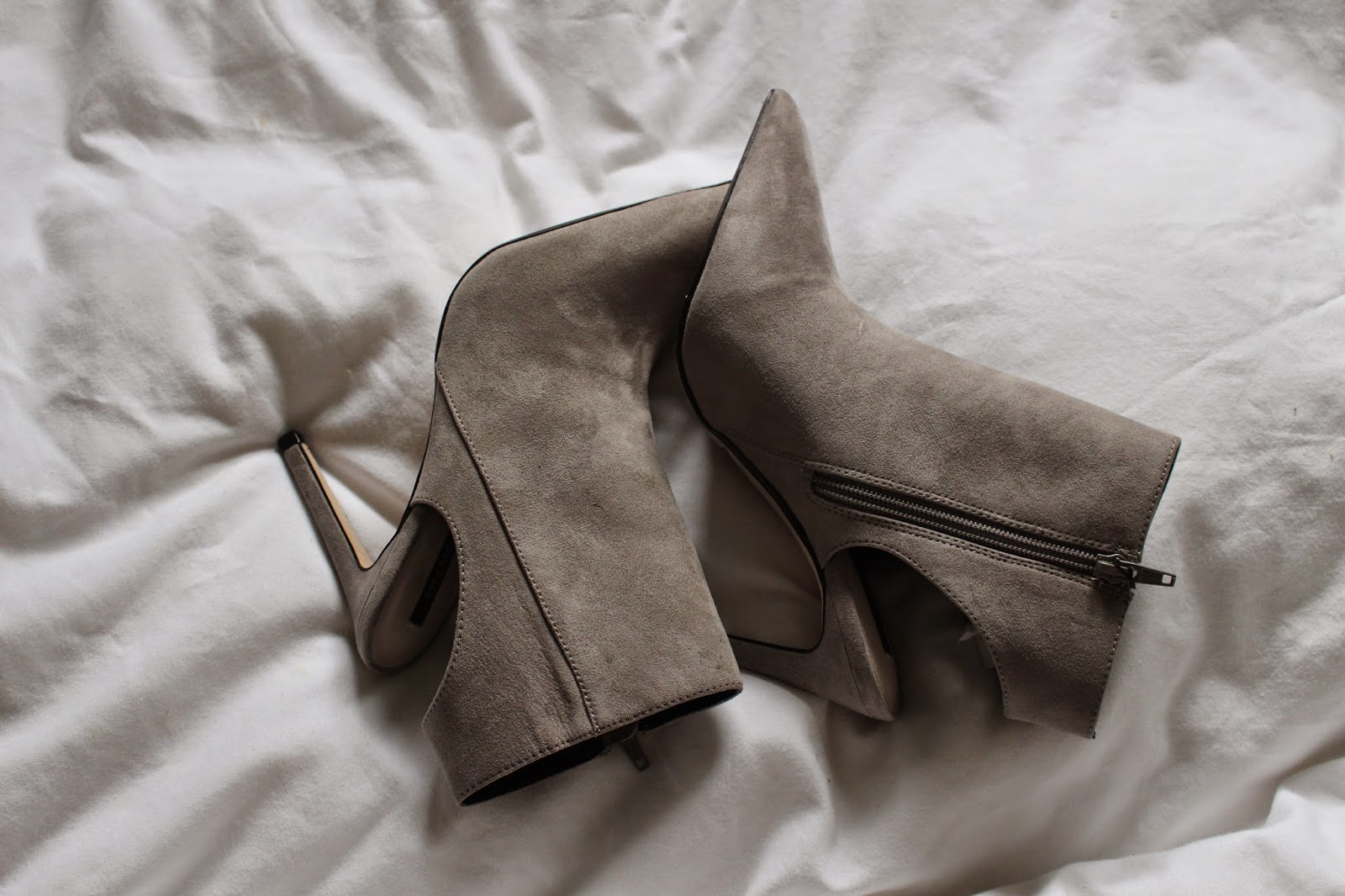 THE PERFECT WINTER HEEL Gracie Francesca