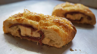 Roti Cheese Love Cirebon, Cheese Love Bread Cirebon, Roti Cirebon, Toko Roti Cirebon, Cake Shop Cirebon, Bakery Cirebon, Toko Kue Cirebon Roti Cheese Love Cirebon, Cheese Love Bread Cirebon, Roti Cirebon, Toko Roti Cirebon, Cake Shop Cirebon, Bakery Cirebon, Toko Kue Cirebon