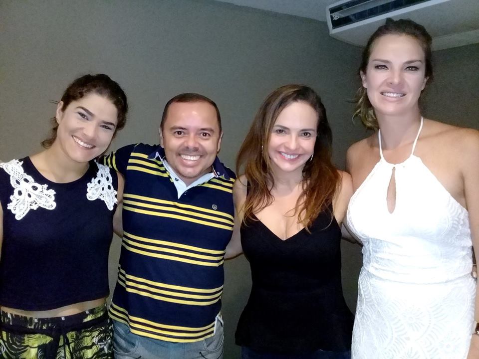 Com as  atrizes Priscila Fantin, Luzia Tomé e Letícia Birkheuer