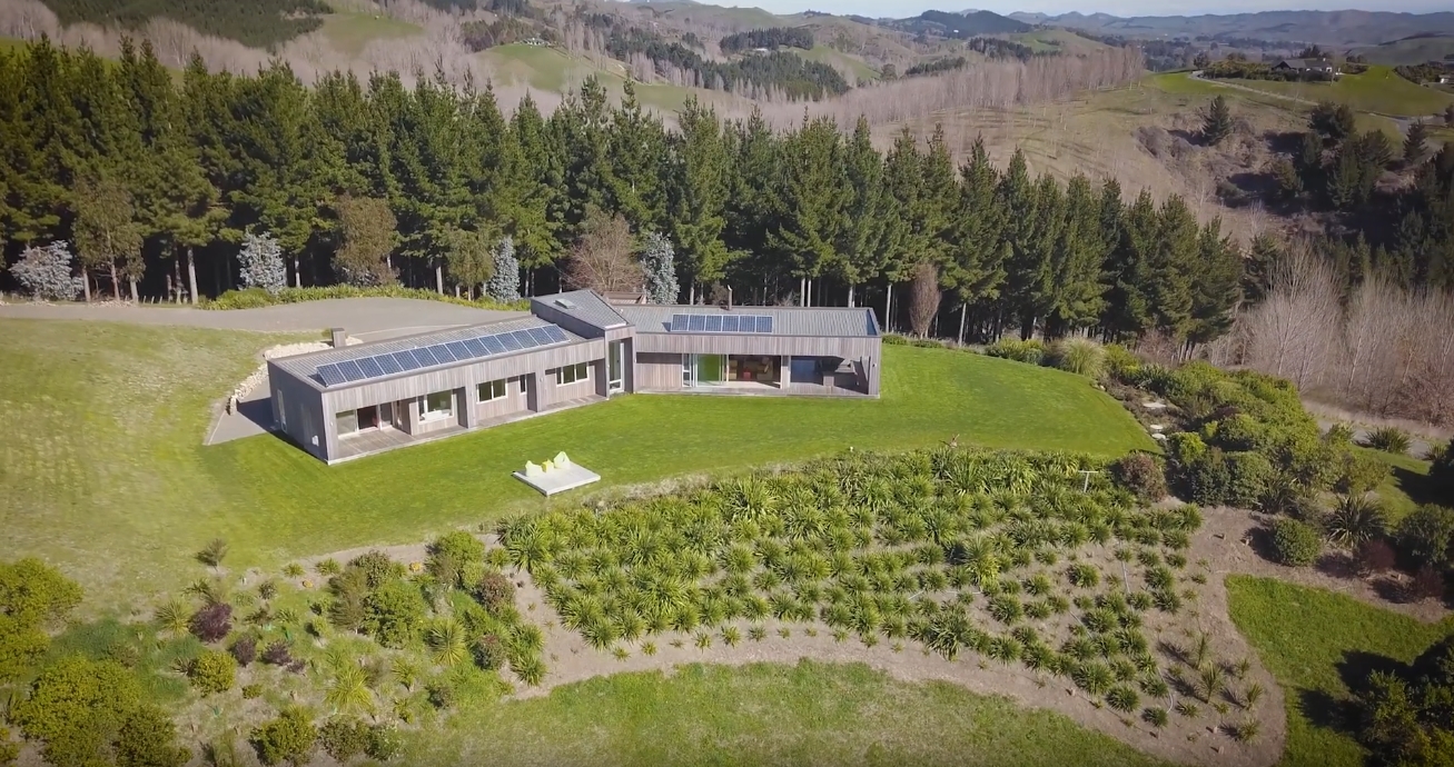 19 Photos vs. 157 Walcott Lane, Kahuranaki, Hastings Home Interior Design Tour