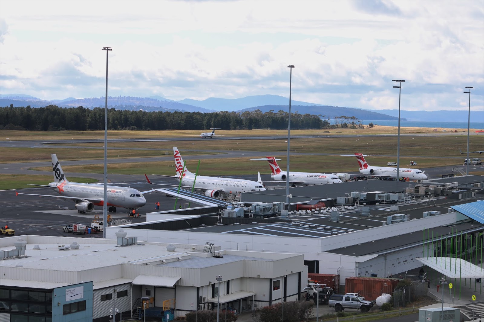 B M B Photography QIC, Schiphol Pick Up 70 of Hobart Airport