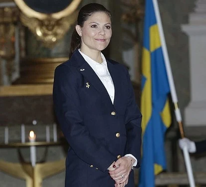 At Stockholm Women's Voluntary Air Defence Organisation's Christmas vespers held at the Royal Palace Church