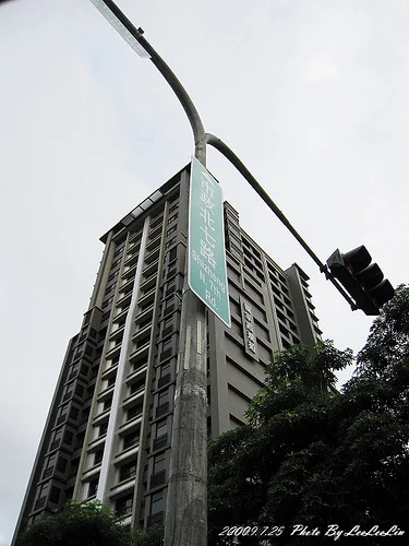 悅萊時尚精品旅館|極緻天光房型