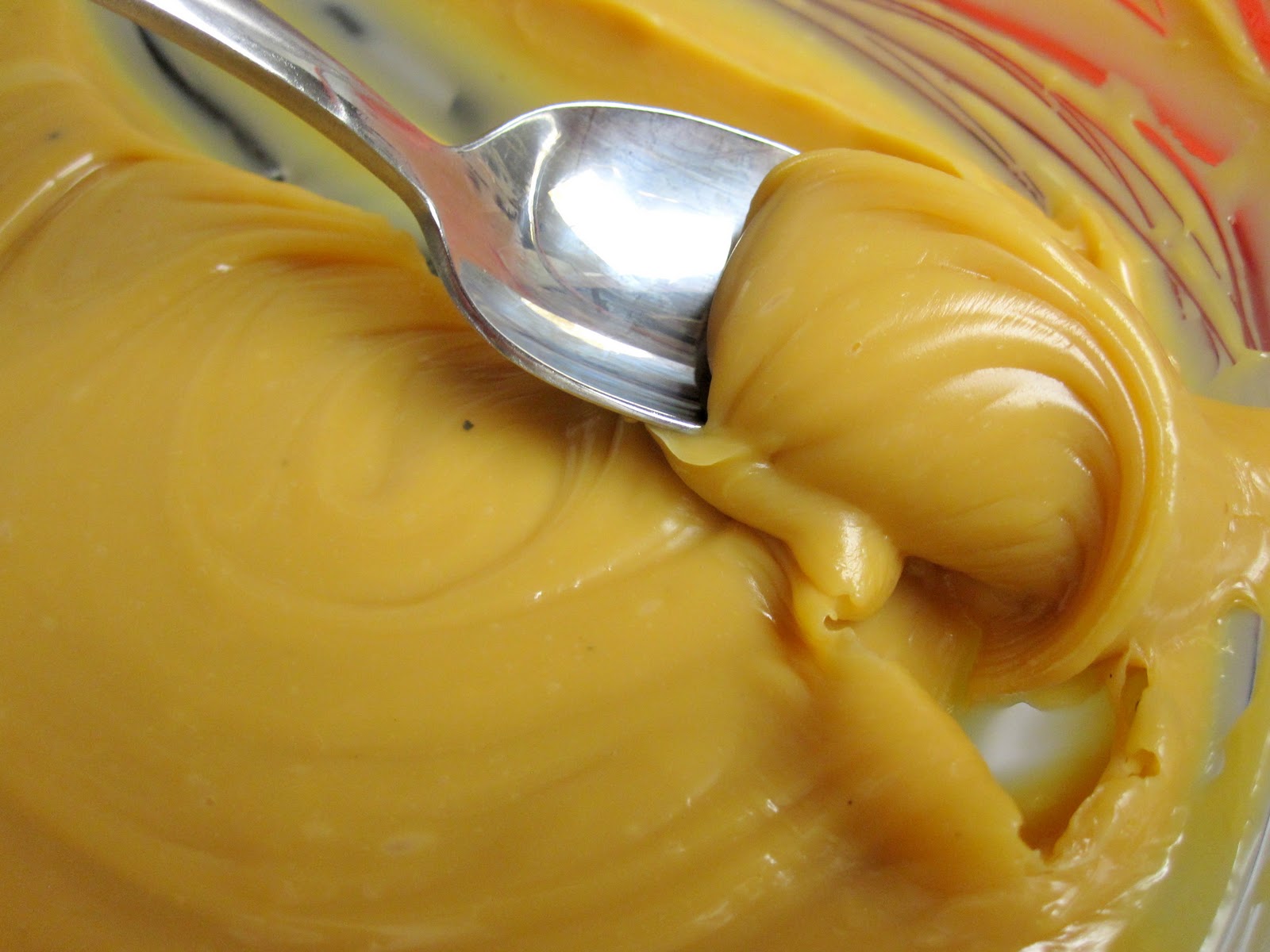 Magpie's Recipes Cardamom Dulce De Leche in 15 minutes ( Microwave version)