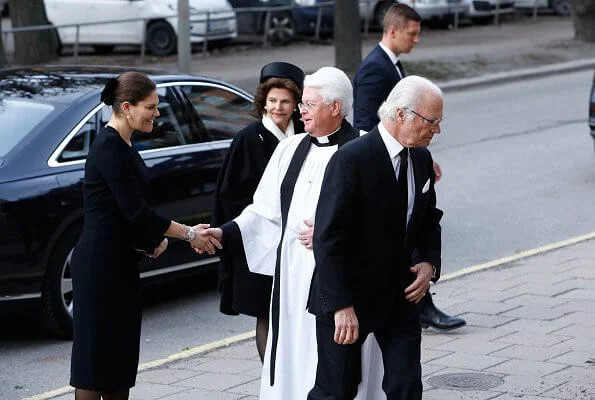 King Carl Gustaf, Queen Silvia, Crown Princess Victoria, Prince Daniel, Prince Carl Philip, Princess Sofia and Princess Christina