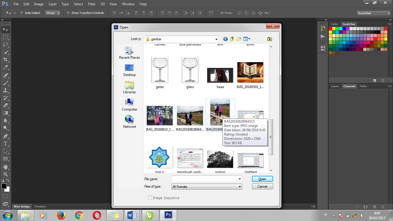 Multimedia Production Tutorial Mmembuat effect focus pada Salah Satu Objek di foto menggunakan