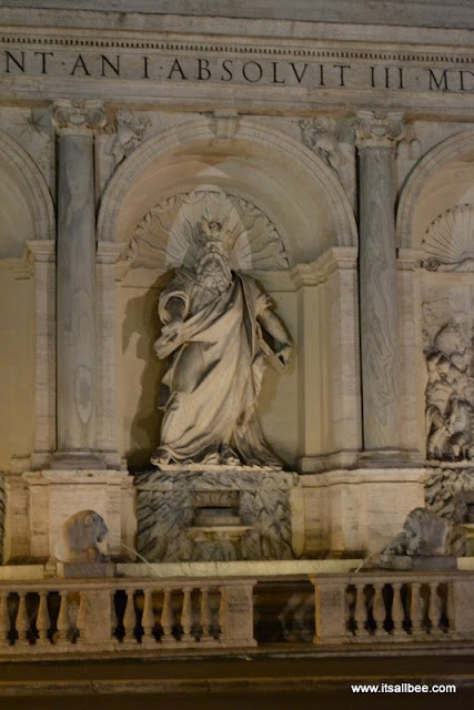 The Fountain of Moses(also called Fontana dell'Acqua Felice/Fontana del Mose)