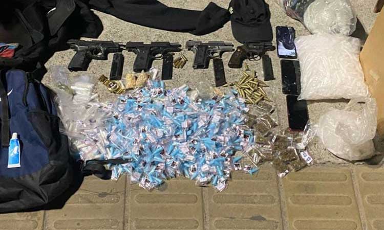 Rondesp prende sete traficantes e apreende armas em Salvador