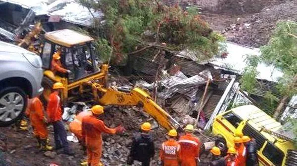 15 Dead After Pune Apartment Complex Wall Crashes, Many Cars Stuck, Pune, News, Accidental Death, Injured, Hospital, Treatment, Media, Report, Police, Obituary, National
