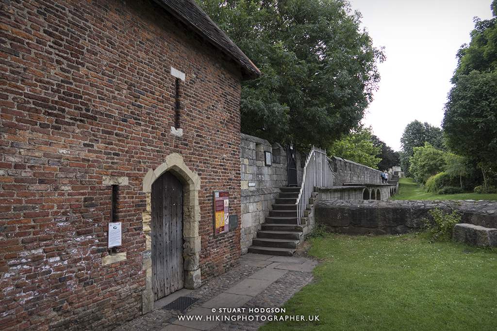 York Walls - Walking Advice, Map & Suggested Route