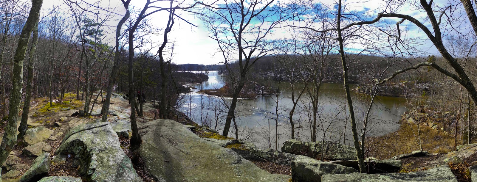 Connecticut Explorer Hiking the Westwoods Land Trust in Guilford CT