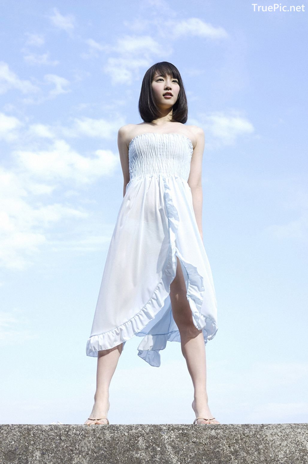 Image-Japanese-Actress-And-Model-Riho-Yoshioka-Pure-Beauty-Of-Sea-Goddess-TruePic.net- Picture-106