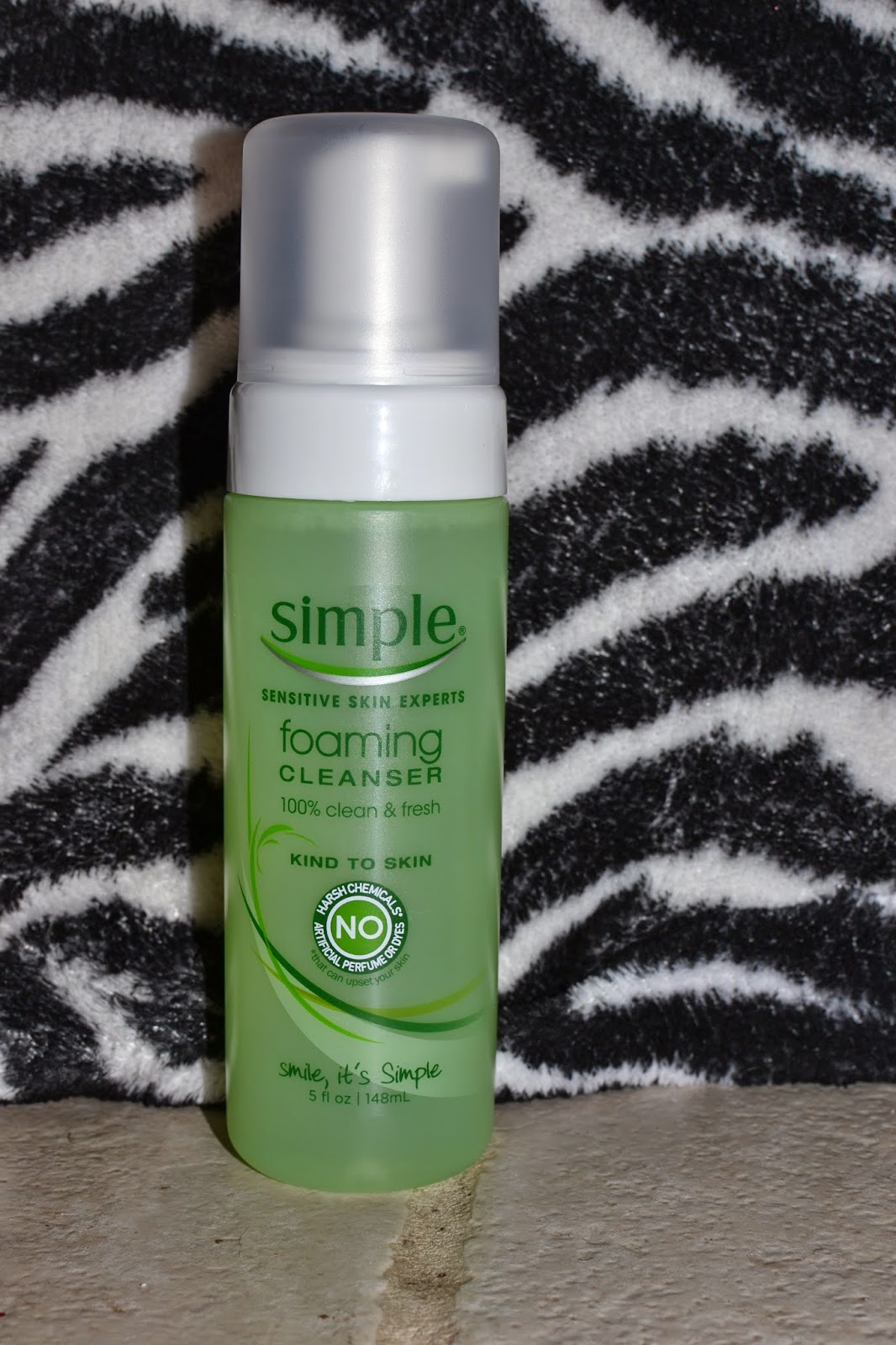 simple-foaming-cleanser