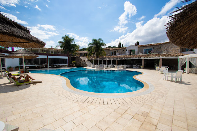 Villas resort hotel-Zona piscina e bar