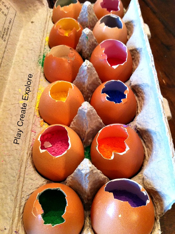 Play Create Explore: Powdered Paint Filled Eggs
