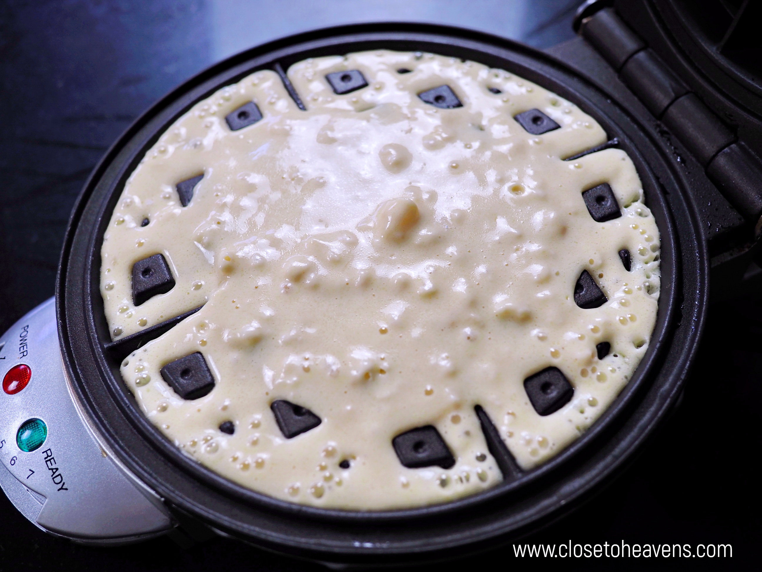 Easy Buttermilk Waffles สูตรวาฟเฟิล ทำง่ายที่สุดในโลก