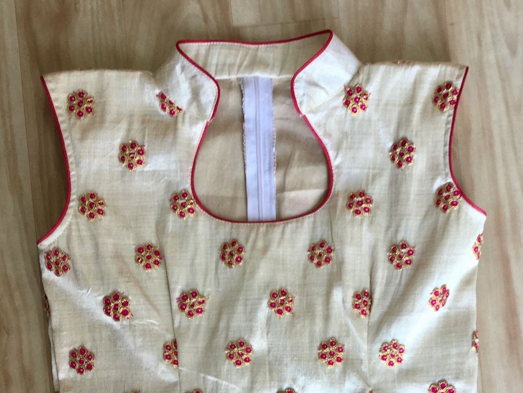 Kurti neck piping Malayalam | Kurti neck, Piping design, Embroidery stitches  tutorial
