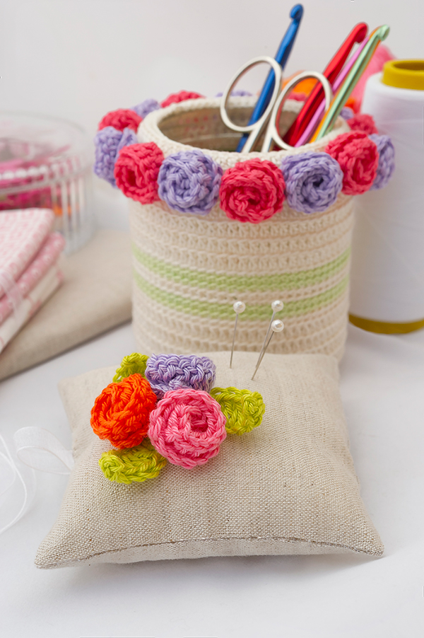 Crochet Mini Curly Rose, free pattern by Anabelia Craft Design Crochet Mini Curly Rose, free pattern by Anabelia Craft Design