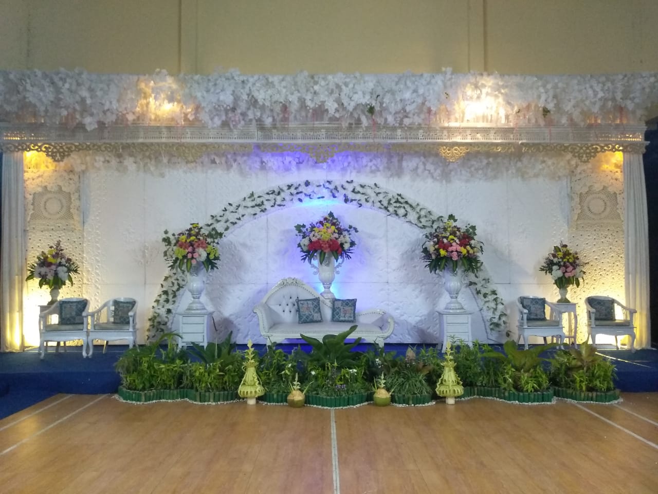 INFO JASA RIAS SEMARANG, INFO DEKORASI WEDDING SEMARANG, JASA RIAS