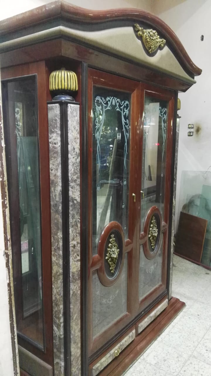 اثاث مستعمل للبيع غرف نوم مستعمله و غرفه سفره و ركن مودرن جديدة و نيش اثاث مستعمل للبيع غرف نوم مستعمله و غرفه سفره و ركن مودرن جديدة و نيش