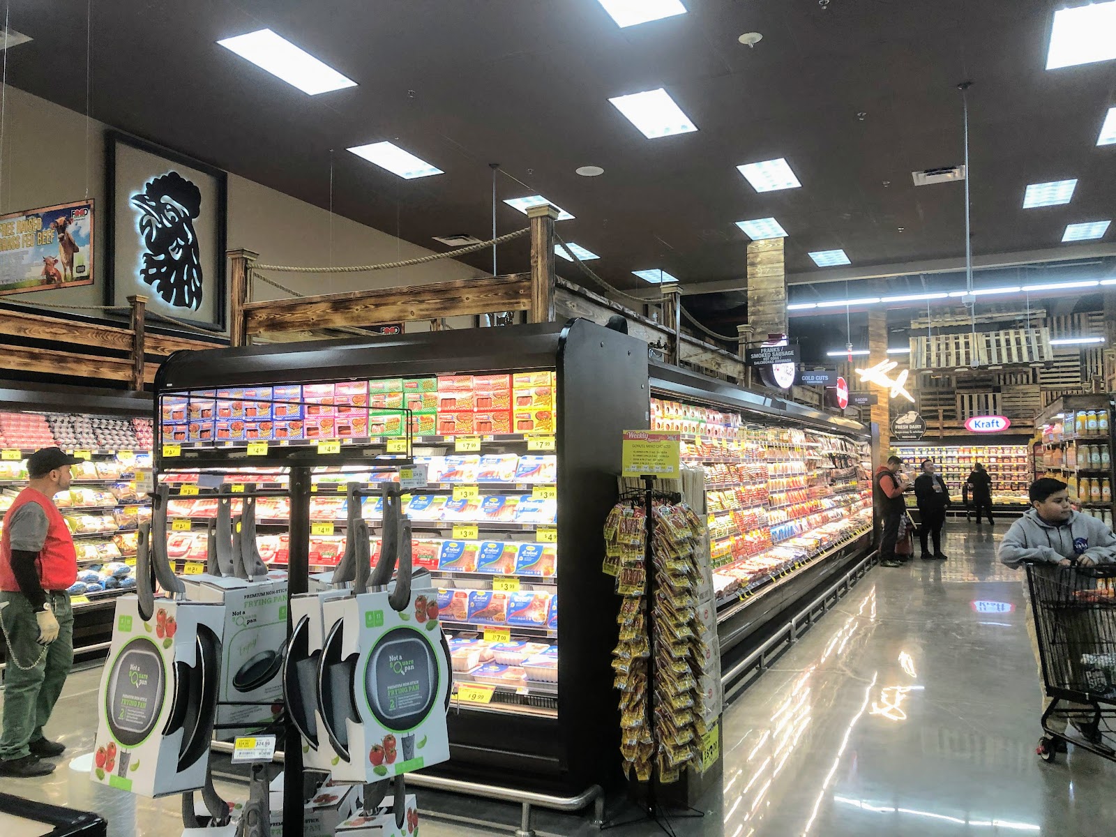 TOUR Food Bazaar Supermarket Bronx Terminal Market, NY