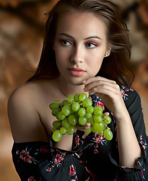 Benefits of Grapes for Flawless Skin, Healthy Hair & Overall Health