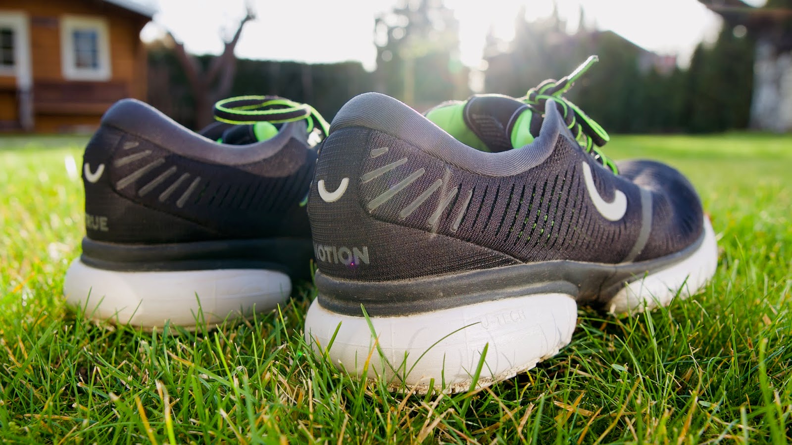 True Motion UTech Nevos Laufschuhe im