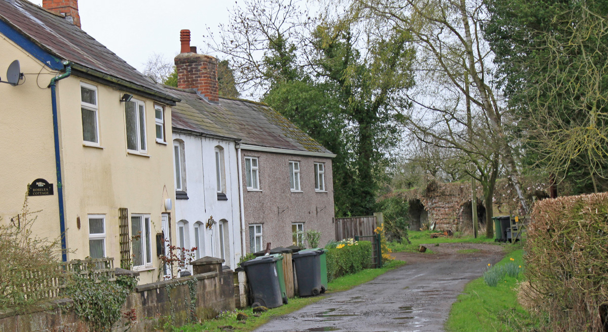 Captain Ahab's Watery Tales Prees Arm Quina Brook