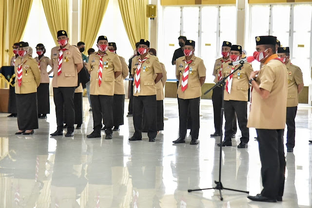 Bupati Sergai Mendapat Penghargaan Lencana  Pancawarsa IV dari Gubernur Sumut